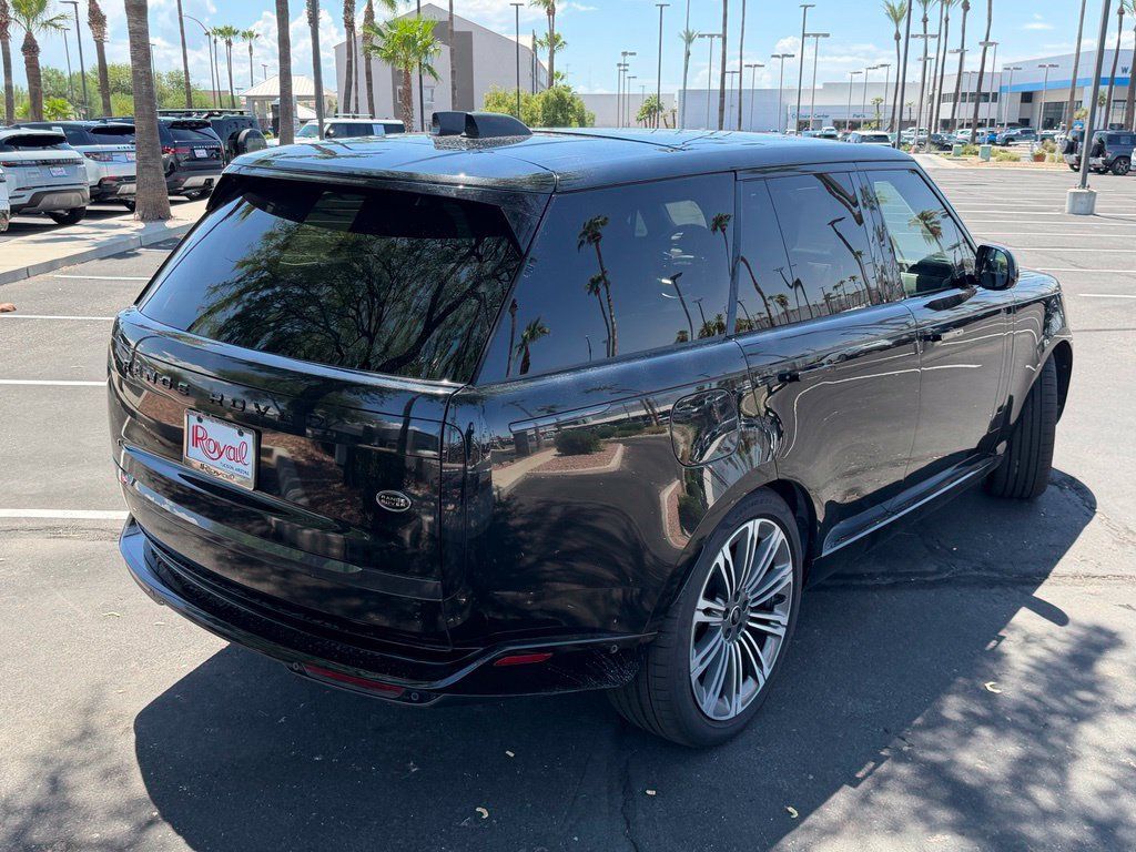 Used 2023 Land Rover Range Rover SE AWD/4WD image 18