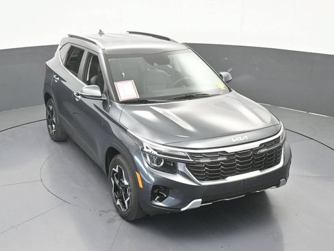 Used 2024 Kia Seltos EX FWD image 55