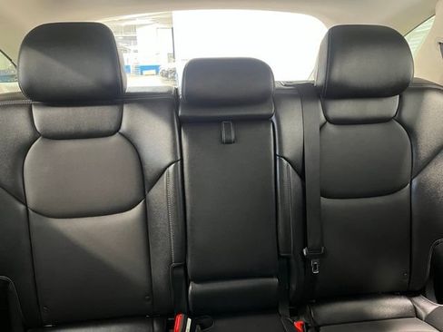 Used 2025 Genesis GV70 2.5T AWD/4WD image 12