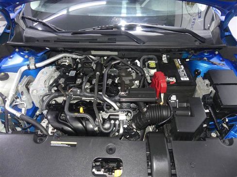 Used 2021 Nissan Sentra SR FWD image 12