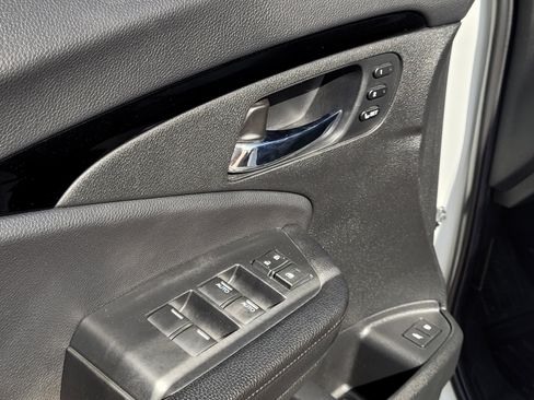 Used 2020 Honda Passport Touring image 12