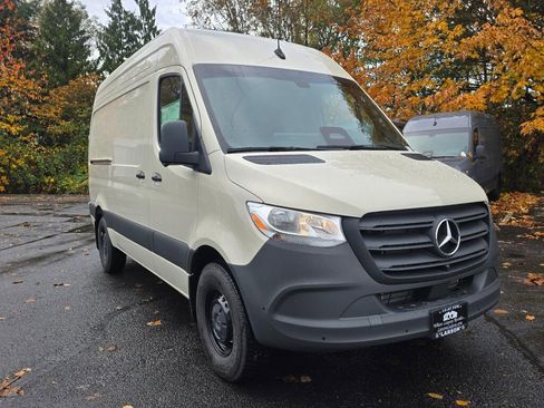 New 2026 Mercedes-Benz Sprinter 2500 image 8
