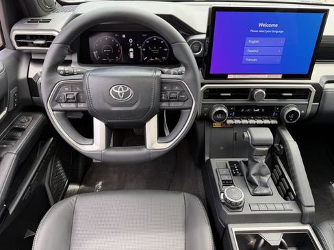 New 2026 Toyota 4Runner Limited AWD/4WD image 12