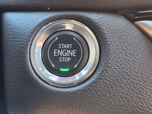 Used 2024 Cadillac XT4 Sport FWD image 23
