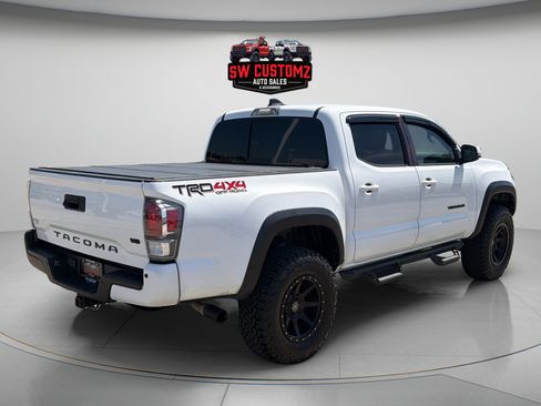 Used 2021 Toyota Tacoma TRD Off-Road w/ Technology Package AWD/4WD image 6