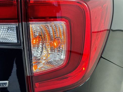 Used 2021 Honda Pilot Special Edition image 34