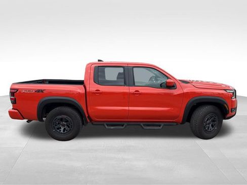 Certified 2026 Nissan Frontier PRO-4X w/ Tow Package AWD/4WD image 9