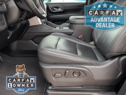 Used 2024 Chevrolet Suburban LT RWD image 13