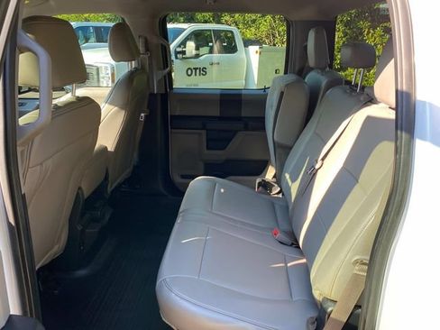 Used 2018 Ford F150 XL w/ Equipment Group 101A Mid RWD image 9