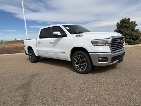 Used 2025 RAM 1500 Laramie image 3