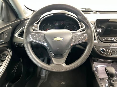 Used 2024 Chevrolet Malibu LT FWD image 12