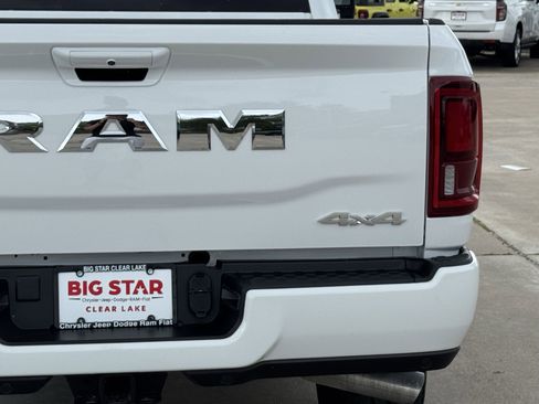 Used 2025 RAM 2500 Laramie image 11