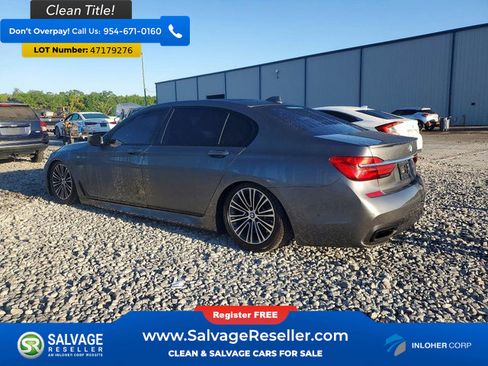 Used 2017 BMW 750i image 3