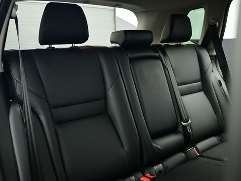 Used 2023 Nissan Rogue SV w/ SV Premium B Package image 26