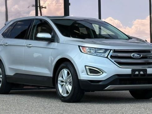 Used 2017 Ford Edge SEL w/ Equipment Group 201A FWD image 17