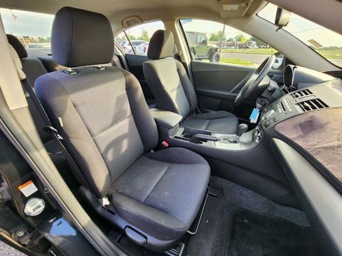 Used 2010 MAZDA MAZDA3 i Touring FWD image 16