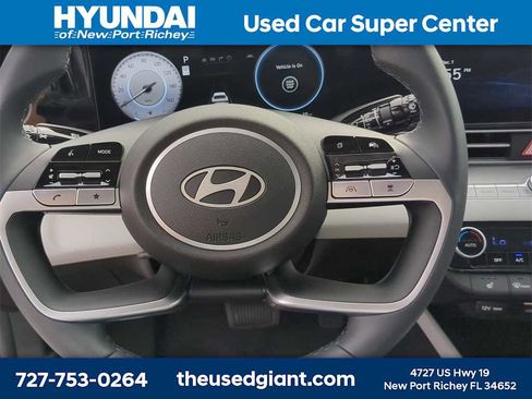 New 2026 Hyundai Elantra Limited image 24