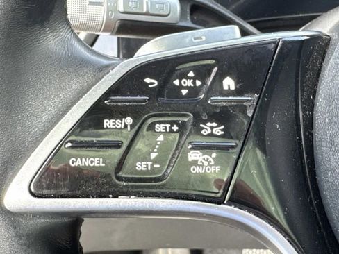 Used 2023 Mercedes-Benz EQS 580 4MATIC SUV image 27