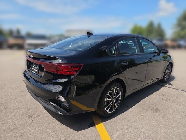 Certified 2023 Kia Forte LXS w/ LXS Technology Package FWD image 7