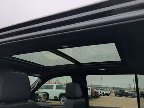 New 2026 GMC Yukon XL Denali w/ Sun & Power Step Package AWD/4WD image 23