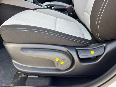 New 2026 Hyundai Venue SEL FWD image 13
