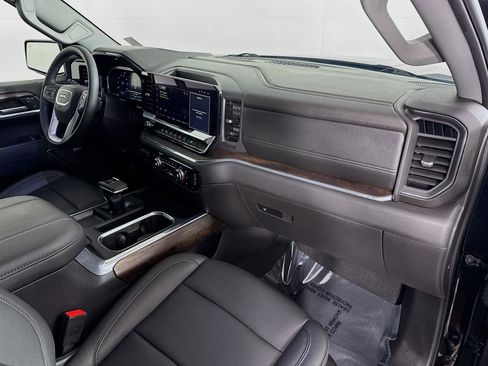 Certified 2024 GMC Sierra 1500 SLT w/ SLT Premium Plus Package image 30