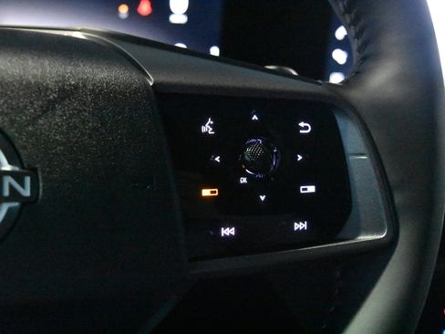 New 2026 Nissan Murano SL image 8