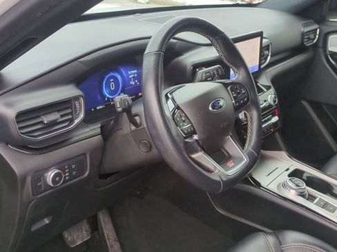 Used 2022 Ford Explorer ST w/ Equipment Group 401A image 10