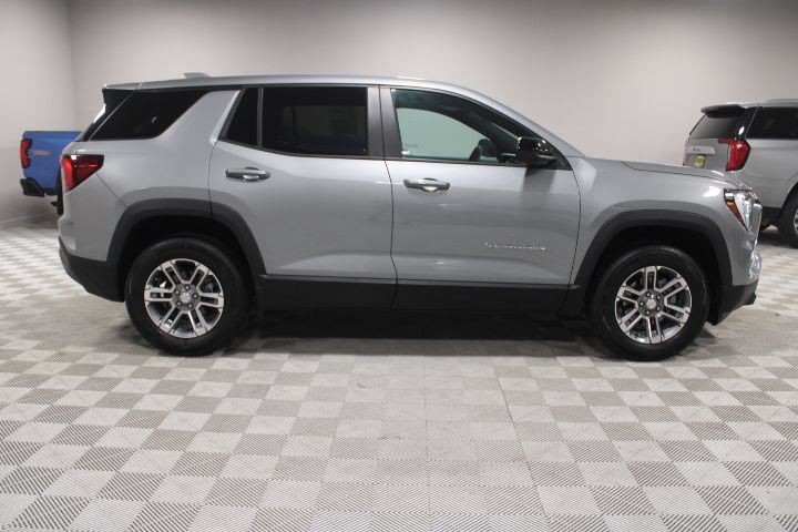 Used 2025 GMC Terrain Elevation AWD/4WD image 12