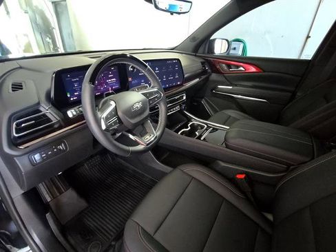 Used 2026 Chevrolet Traverse Z71 w/ Enhanced Driving Package AWD/4WD image 7