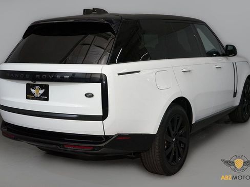 Used 2023 Land Rover Range Rover SE image 6