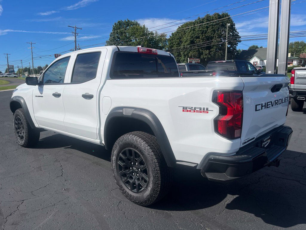 New 2026 Chevrolet Colorado Trail Boss AWD/4WD image 3