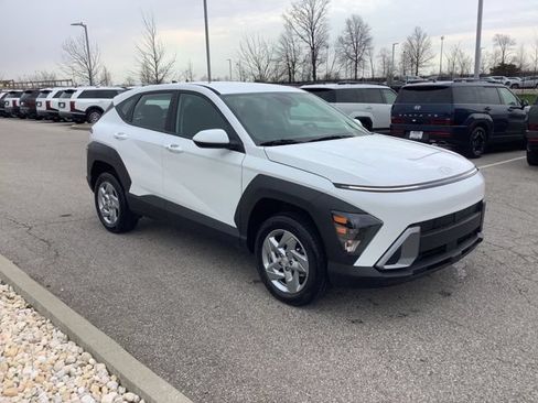 Certified 2026 Hyundai Kona SE AWD/4WD image 36