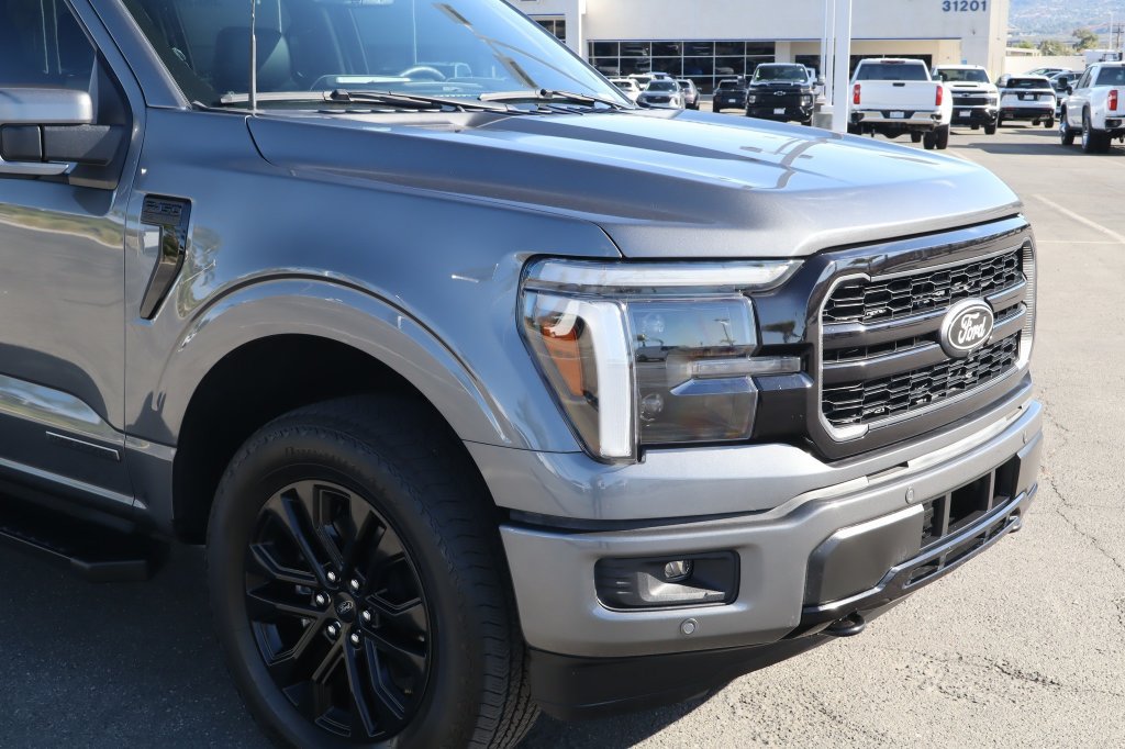 Used 2025 Ford F150 Lariat w/ Equipment Group 501A Mid AWD/4WD image 9
