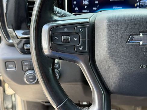 Used 2024 Chevrolet Silverado 2500 ZR2 w/ Technology Package AWD/4WD image 10