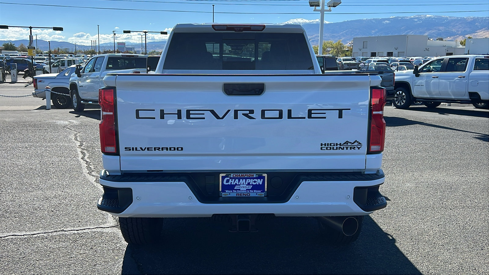 New 2026 Chevrolet Silverado 2500 High Country w/ High Country Premium Package AWD/4WD image 6