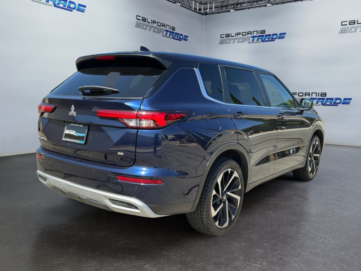 Used 2024 Mitsubishi Outlander SE FWD image 5