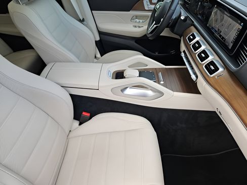 Used 2022 Mercedes-Benz GLE 350 4MATIC image 16
