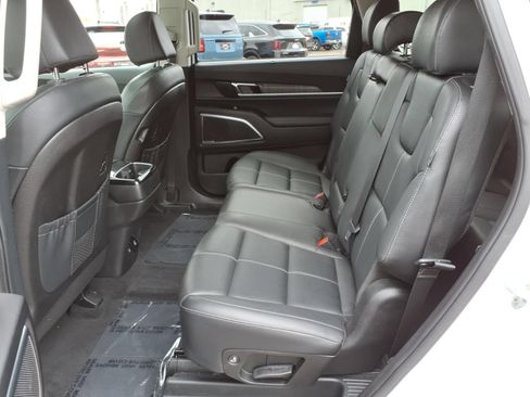 Used 2023 Kia Telluride SX AWD/4WD image 14