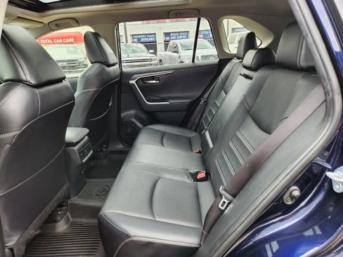 Used 2021 Toyota RAV4 Limited AWD/4WD image 12