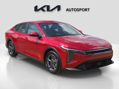 New 2026 Kia K4 LXS image 3