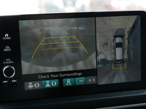 Used 2024 Honda Pilot Elite image 6