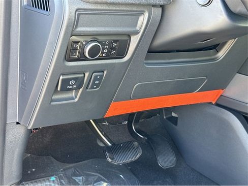 New 2025 Ford F150 Lightning Lariat image 34