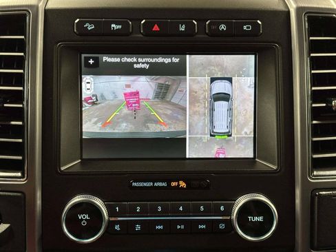 Used 2019 Ford Expedition Platinum AWD/4WD image 31