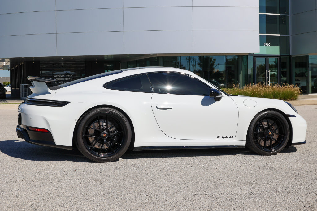Certified 2026 Porsche 911 Carrera GTS RWD image 19