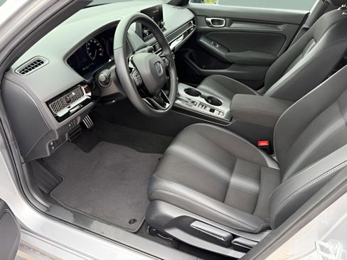 Used 2024 Honda Civic Sport image 9