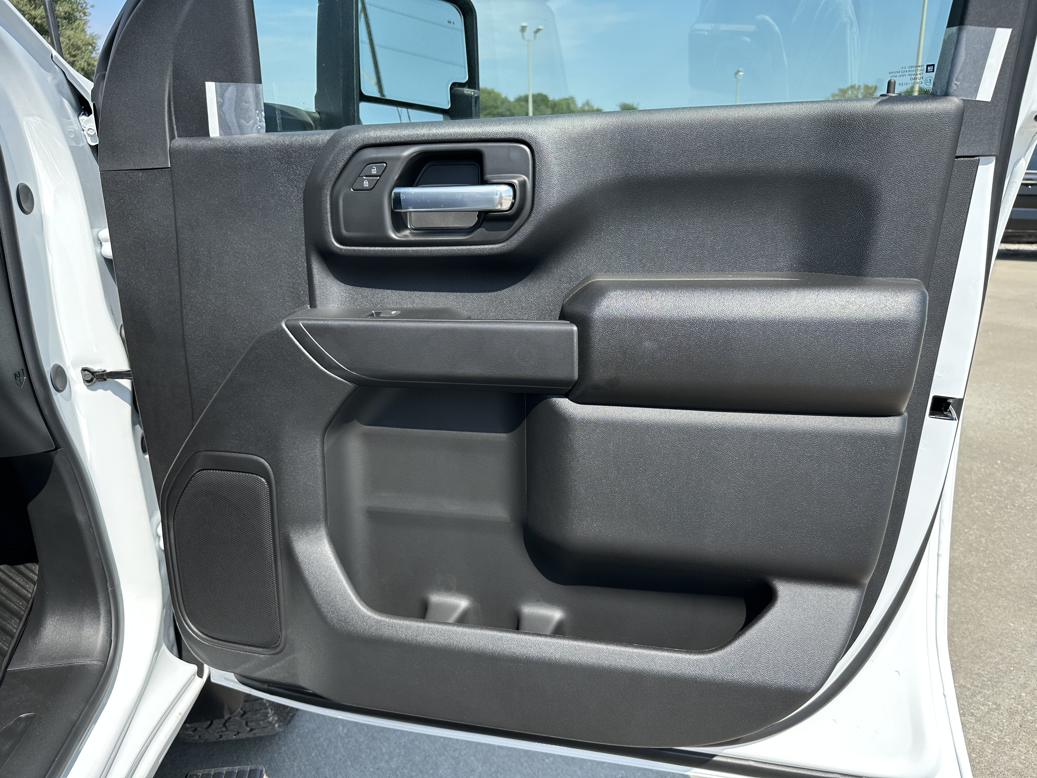 New 2026 Chevrolet Silverado 2500 Custom w/ Custom Value Package AWD/4WD image 34