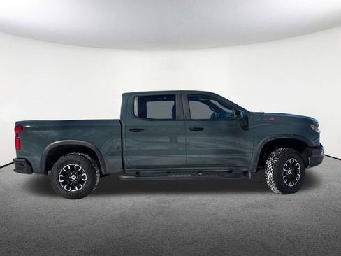Used 2025 Chevrolet Silverado 1500 ZR2 image 14