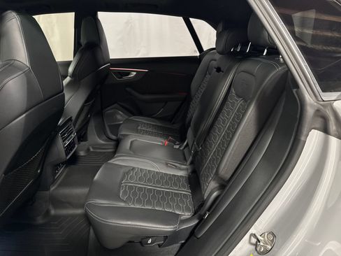 Used 2022 Audi RS Q8 AWD/4WD image 9