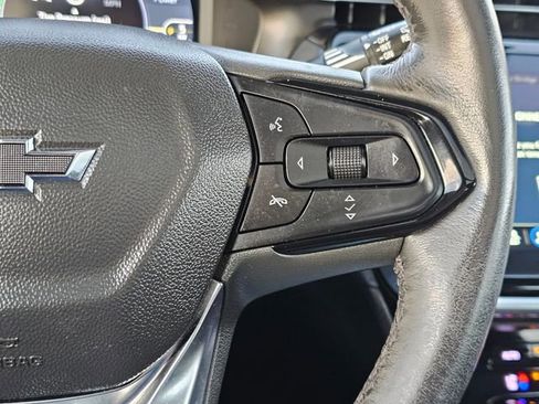 Certified 2023 Chevrolet Bolt EUV Premier w/ Sun & Sound Package image 30